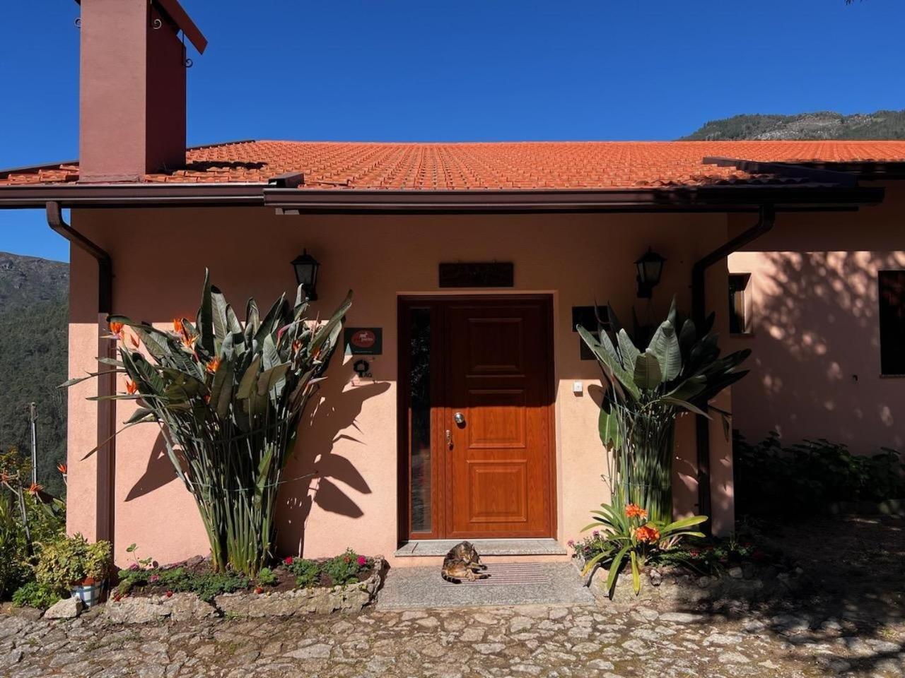 Quinta De Gestacos Villa Geres Exterior photo